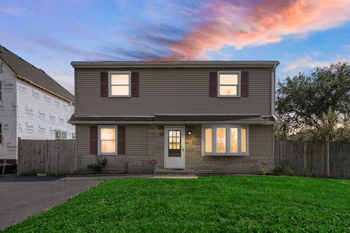 25W277 Doris Ave, Carol Stream, IL, 60188-3530 | Card Image