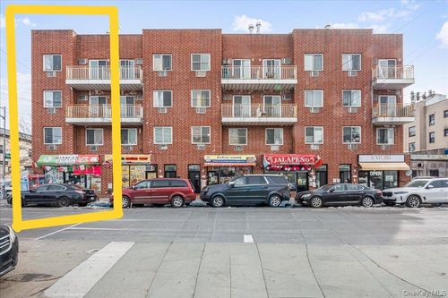 43-06 102nd St, Corona, NY, 11368-2452 | Card Image