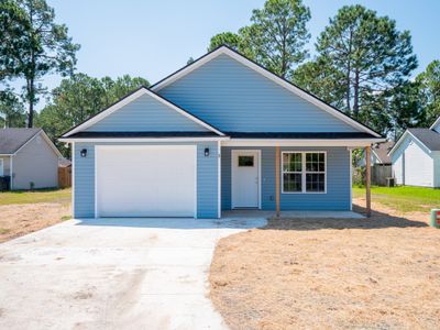 8 Chadwick Lane, House other with 3 bedrooms, 2 bathrooms and 1 parking in Lakeland GA | Image 2