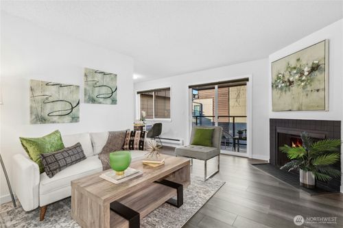 304-2034 14th Avenue W, Seattle, WA, 98119 | Card Image