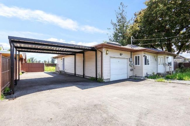 7526 Lickman Rd, House other with 5 bedrooms, 4 bathrooms and null parking in Chilliwack BC | Image 13