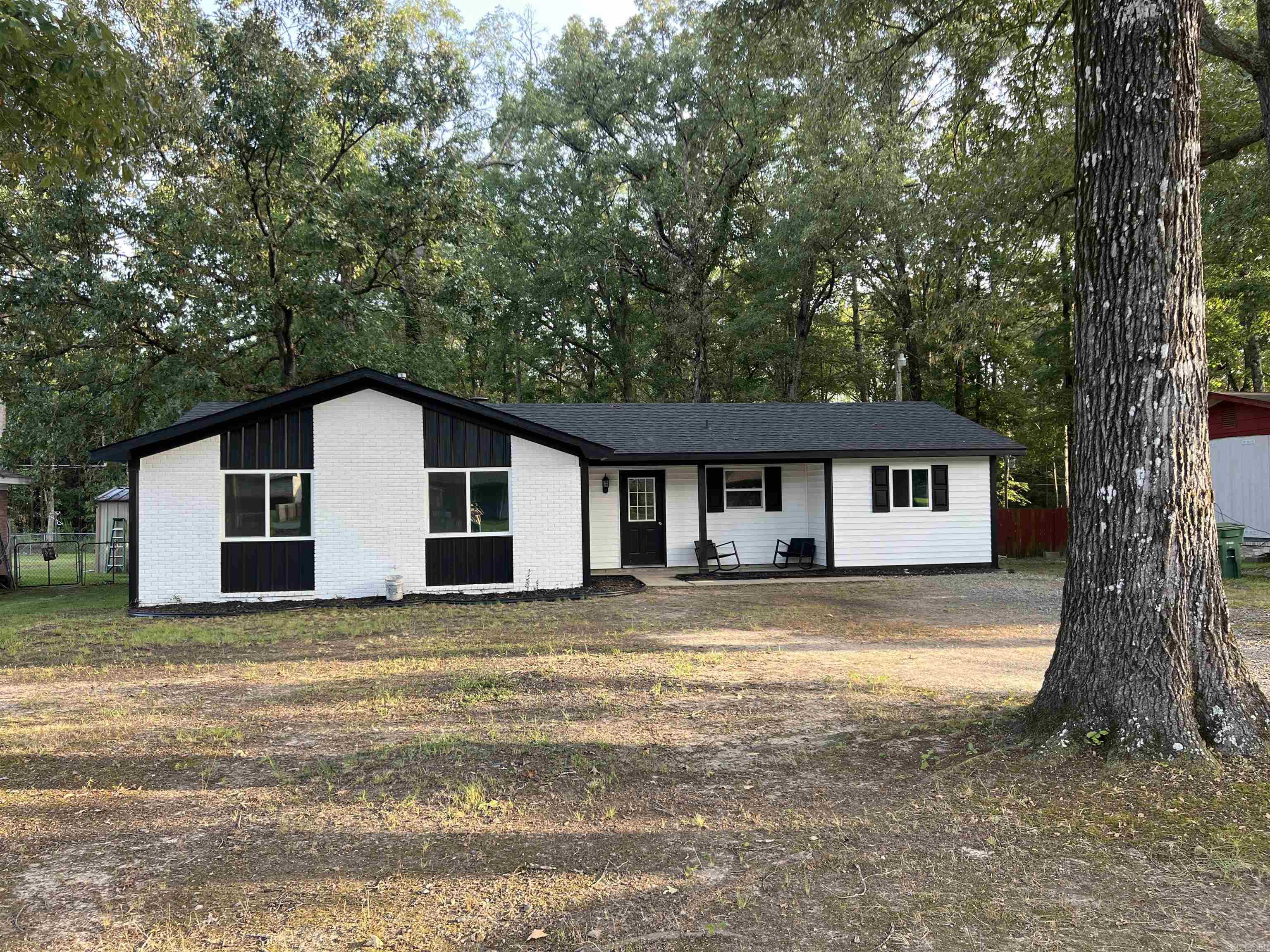 Donna Dr, Redfield, AR 72132