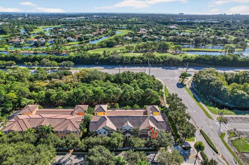 107 Ennis Ln, Jupiter, FL, 33458-6504 | Card Image