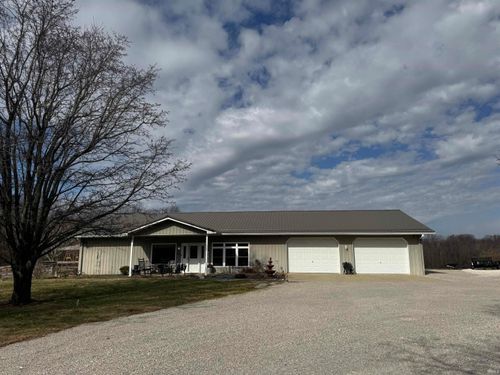 2109 N Carithers Rd, Princeton, IN, 47670-8636 | Card Image
