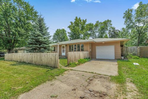 1514 16th St S, Saint Cloud, MN, 56301-5613 | Card Image