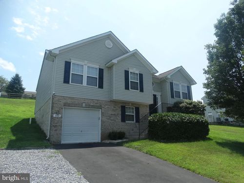 112 Colton Ct, SMITHSBURG, MD, 21783-1594 | Card Image