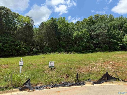 4601 Stone Mont Dr, Brownsboro, AL, 35741-2300 | Card Image