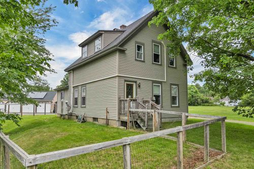 9 Hunt Ave, Franklin, NH, 03235-1331 | Card Image