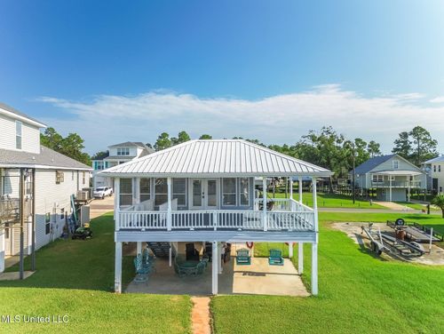 6293 Pontiac Dr, Kiln, MS, 39556-8143 | Card Image
