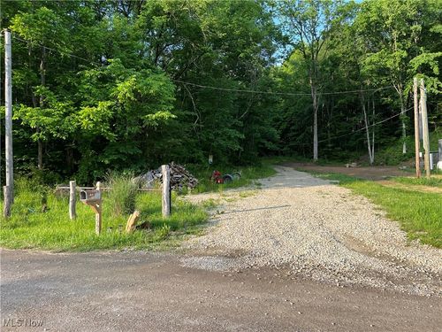 1565 Back Run Rd, Philo, OH, 43771-9755 | Card Image