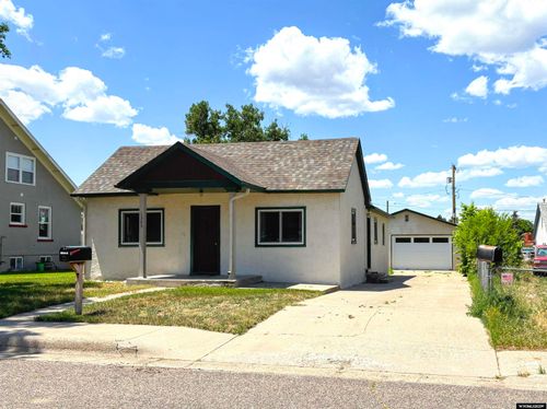 1303 14th St, Wheatland, WY, 82201-2207 | Card Image