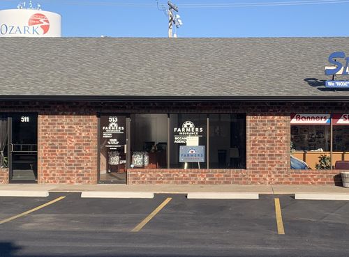 513 E South St, Ozark, MO, 65721-8572 | Card Image