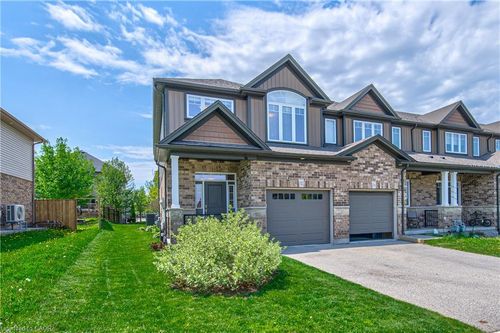 132 Templewood Drive, Kitchener, ON, N2R0H5 | Card Image