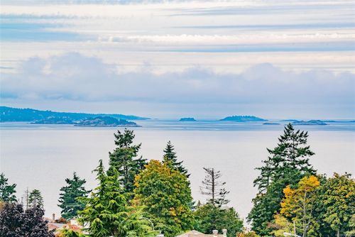11-4991 Bella-Vista Cres, Nanaimo, BC, V9V1M9 | Card Image