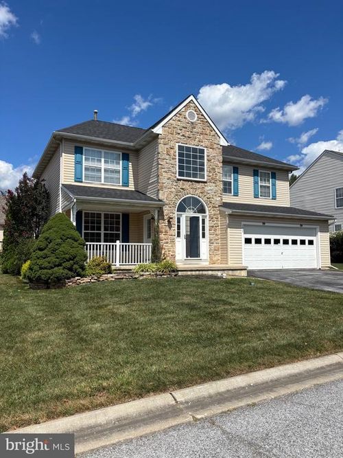 87-101 N Keystone Way, COATESVILLE, PA, 19320-4350 | Card Image