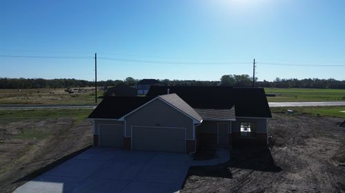 1629 E Midway Ct, Valley Center, KS, 67147-1107 | Card Image