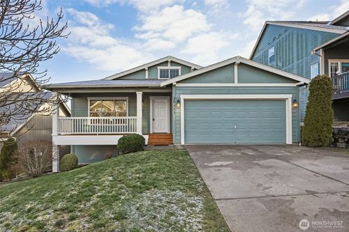 20111 40th Ave E, Spanaway, WA, 98387-4149 | Card Image