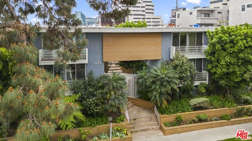 204-2223 S Bentley Ave, LOS ANGELES, CA, 90049-3217 | Card Image