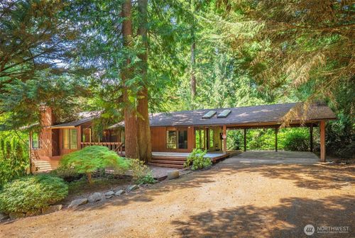 1621 290th Ave Ne, Carnation, WA, 98014-9608 | Card Image
