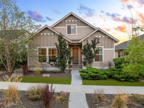 5917 W Beaufort St, Boise, ID, 83714-8882 | Card Image