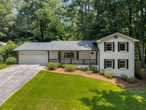 2532 Circlewood Rd Ne, Atlanta, GA, 30345-1952 | Card Image