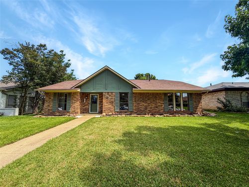 1857 El Paso St, Lewisville, TX, 75077-2713 | Card Image