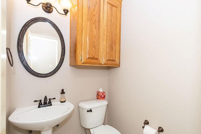 Half bath | Image 16