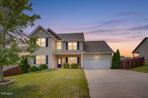2016 Falling Leaf Dr, Kingsport, TN, 37664-5301 | Card Image