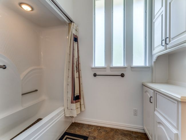 210 Private Road 1543, House other with 4 bedrooms, 4 bathrooms and null parking in Bridgeport TX | Image 23