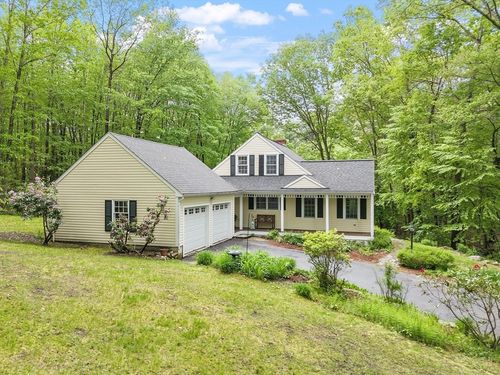 31 Spectacle Hill Rd, Bolton, MA, 01740-1407 | Card Image