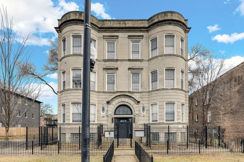 apt-2-5343 S Indiana Ave, Chicago, IL, 60615-4774 | Card Image