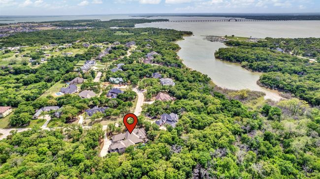 Close to Lake Lewisville!Peace and quiet as if your nearest neighbor is miles away, yet close to plenty of shopping, restaurants and entertainment | Image 35