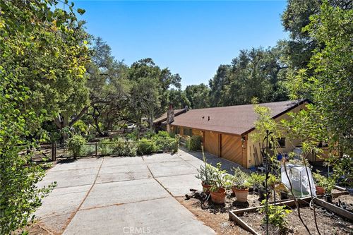19735 Live Oak Canyon Rd, Trabuco Canyon, CA, 92679-3011 | Card Image