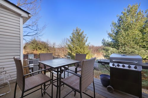 141 Shadow Glen Dr, Nashville, TN, 37211-7398 | Card Image