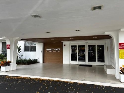 apt-2i-1800 N Andrews Ave, Fort Lauderdale, FL, 33311-3901 | Card Image