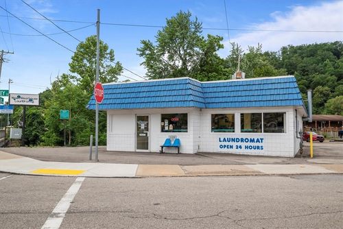 1 Dewey St, Etna, PA, 15223-1701 | Card Image