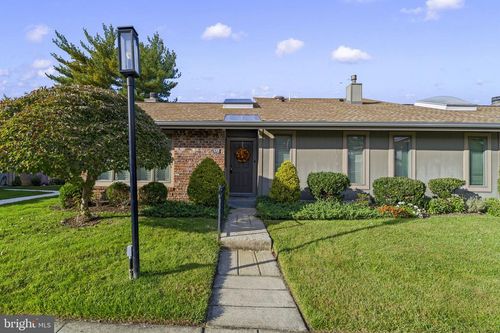 172 Uxbridge, CHERRY HILL, NJ, 08034-3790 | Card Image