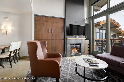 519-3335 W Village Dr, Teton Village, WY, 83025 | Card Image