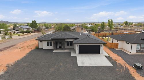 615 W Field Ave, Hildale, UT, 84784-7796 | Card Image