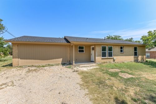 420 Dogwood Street, Springtown, TX, 76082 | Card Image