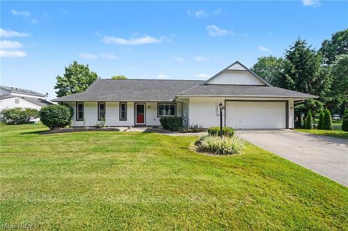 3854 Surfside Circle, Aurora, OH, 44202 | Card Image