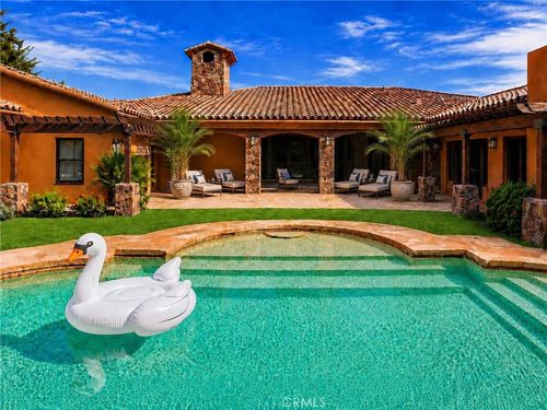 725 Dogwood Cir W, Palm Springs, CA, 92264-0267 | Card Image