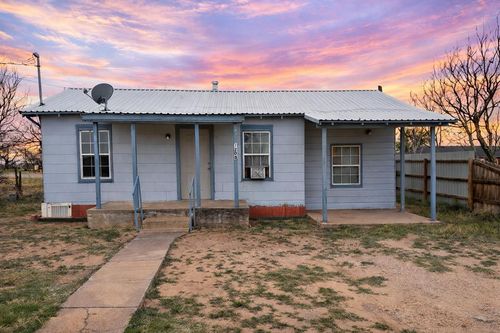 1208 Harding St, Big Spring, TX, 79720-3912 | Card Image