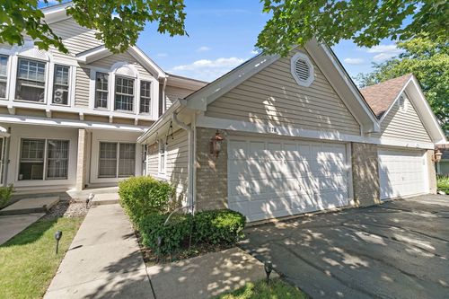 778 Regency Park Dr, Crystal Lake, IL, 60014-8594 | Card Image