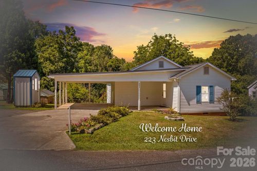 223 Nesbitt Dr, Salisbury, NC, 28147-6901 | Card Image
