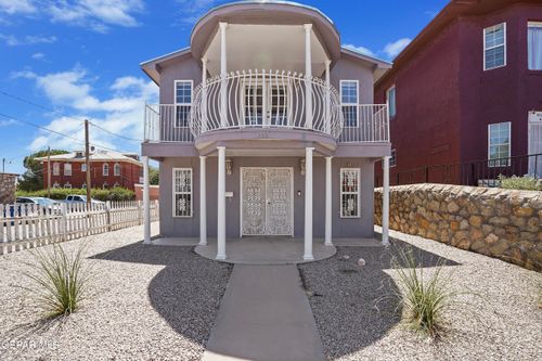 1111 Terrace Ct, El Paso, TX, 79902-3949 | Card Image