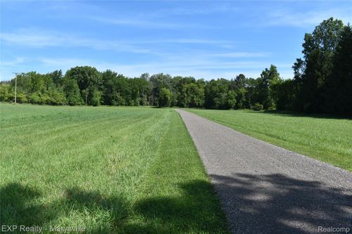 12980 Metcalf Rd, Brockway, MI, 48097-4218 | Card Image
