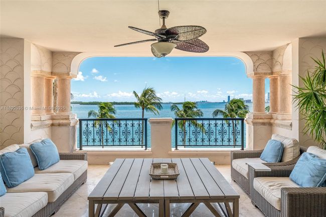 5233 - 5233 Fisher Island Dr, Condo with 4 bedrooms, 5 bathrooms and null parking in Miami Beach FL | Image 5