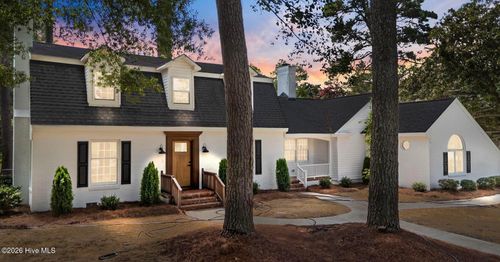 909 Parkside Dr Nw, Wilson, NC, 27896-1535 | Card Image