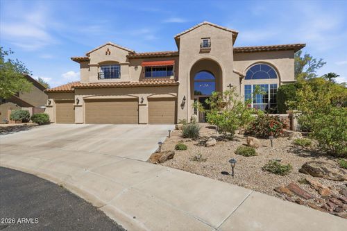 2324 W Zenith Ln, Phoenix, AZ, 85085-5035 | Card Image